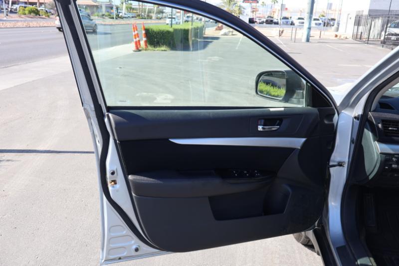 Subaru Outback 2.5i Premium 2014