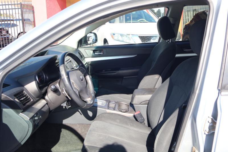 Subaru Outback 2.5i Premium 2014