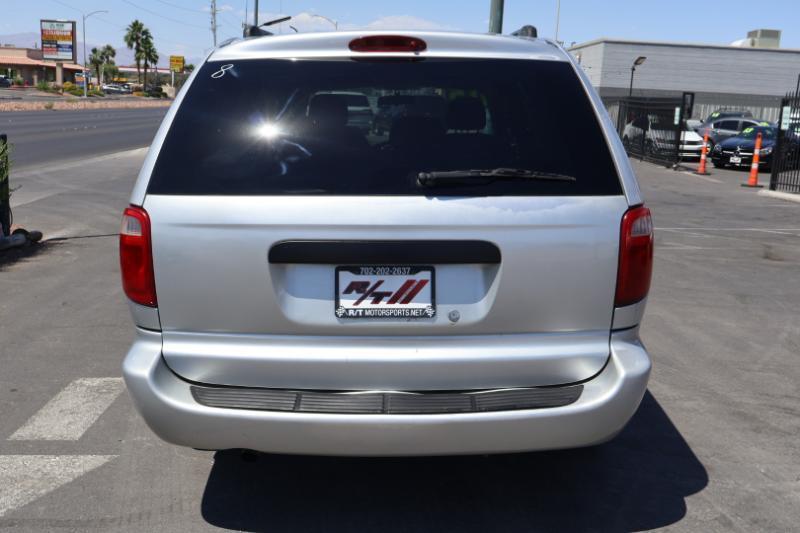 Dodge Grand Caravan SE 2005