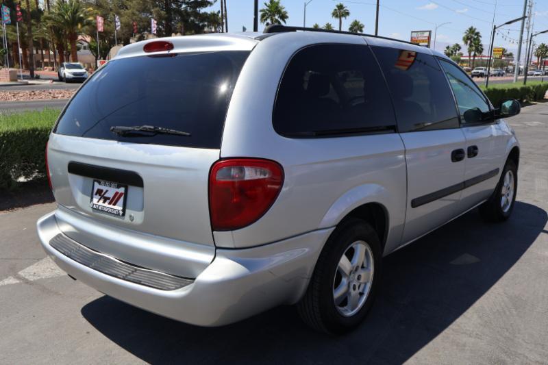 Dodge Grand Caravan SE 2005