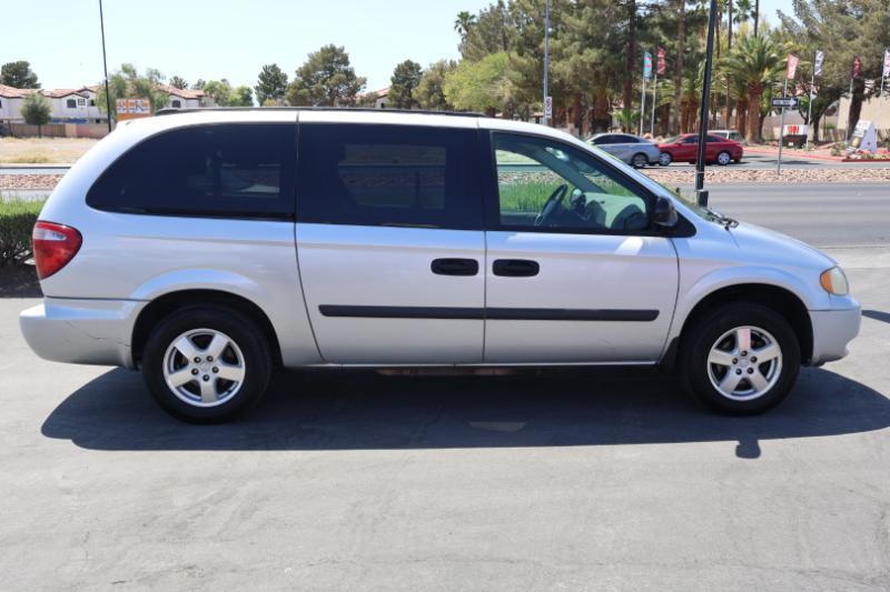 Dodge Grand Caravan SE 2005