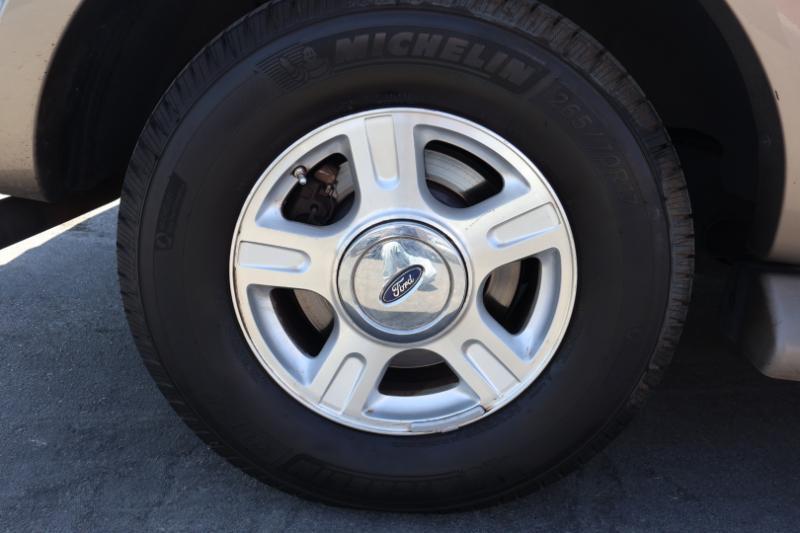 Ford Expedition Eddie Bauer 5.4L 4WD 2004
