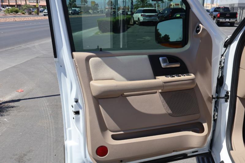 Ford Expedition Eddie Bauer 5.4L 4WD 2004