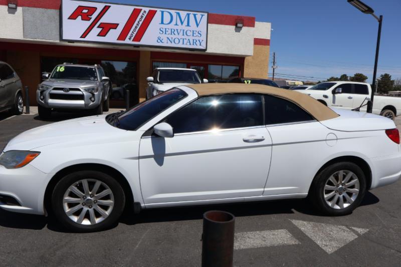 Chrysler 200 Touring Convertible 2012
