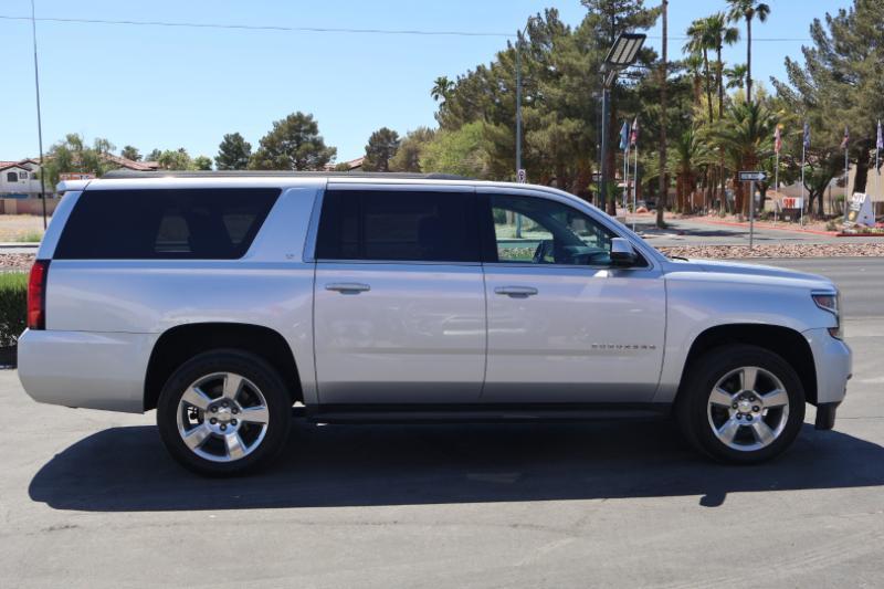 Chevrolet Suburban LT 2WD 2016