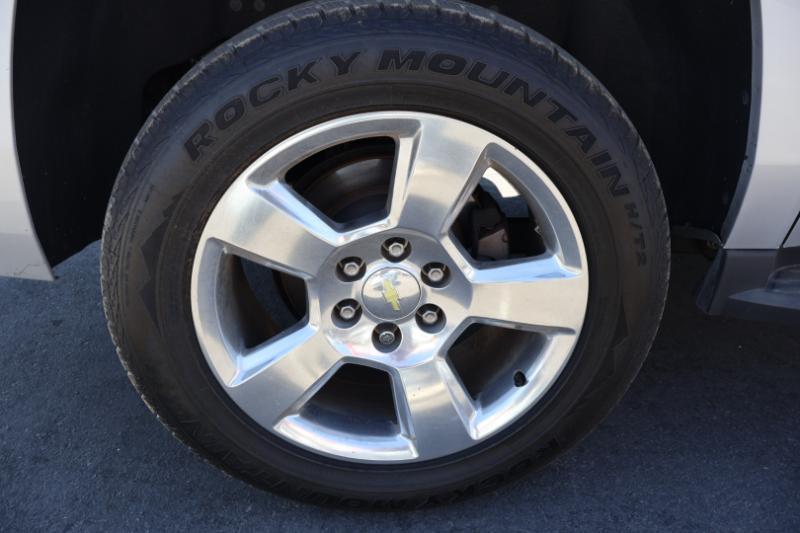 Chevrolet Suburban LT 2WD 2016
