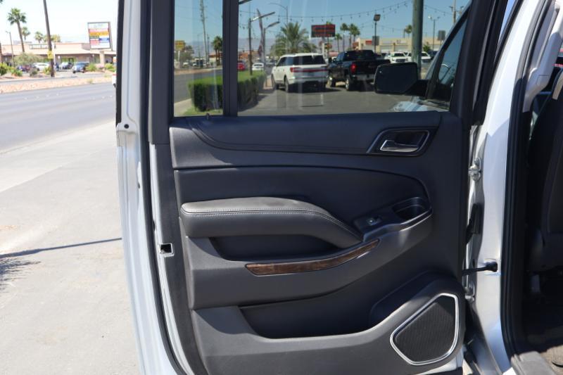 Chevrolet Suburban LT 2WD 2016