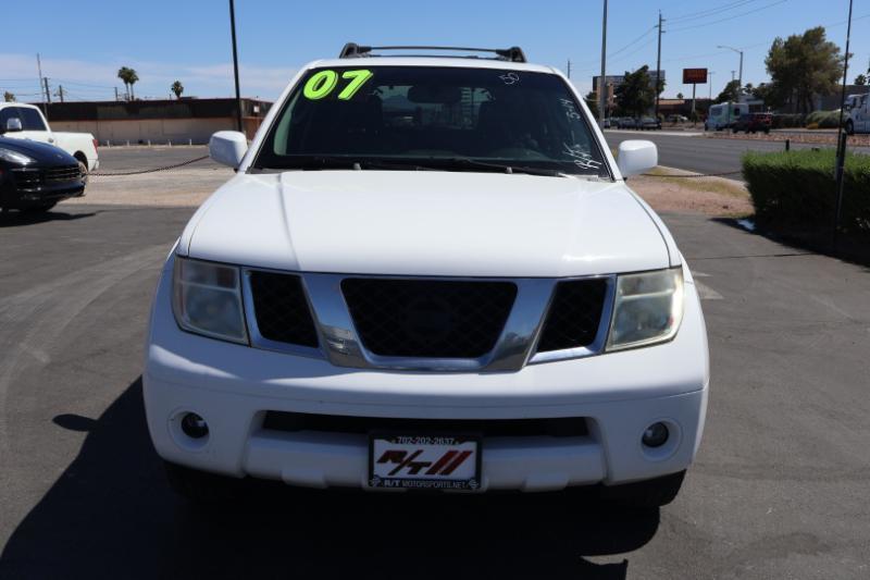 Nissan Pathfinder LE 4WD 2007