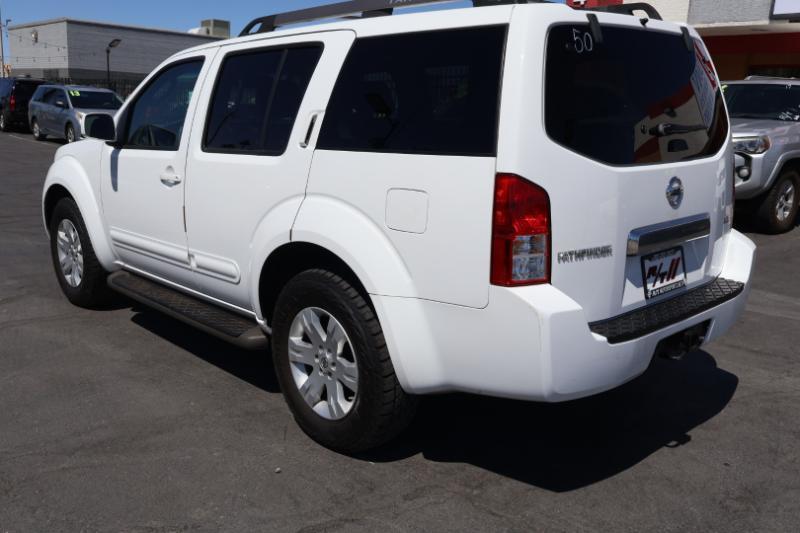 Nissan Pathfinder LE 4WD 2007