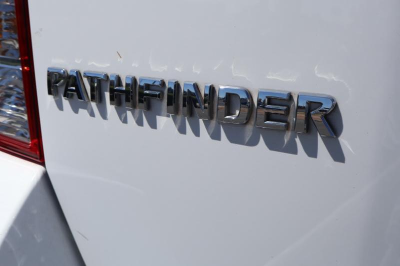 Nissan Pathfinder LE 4WD 2007