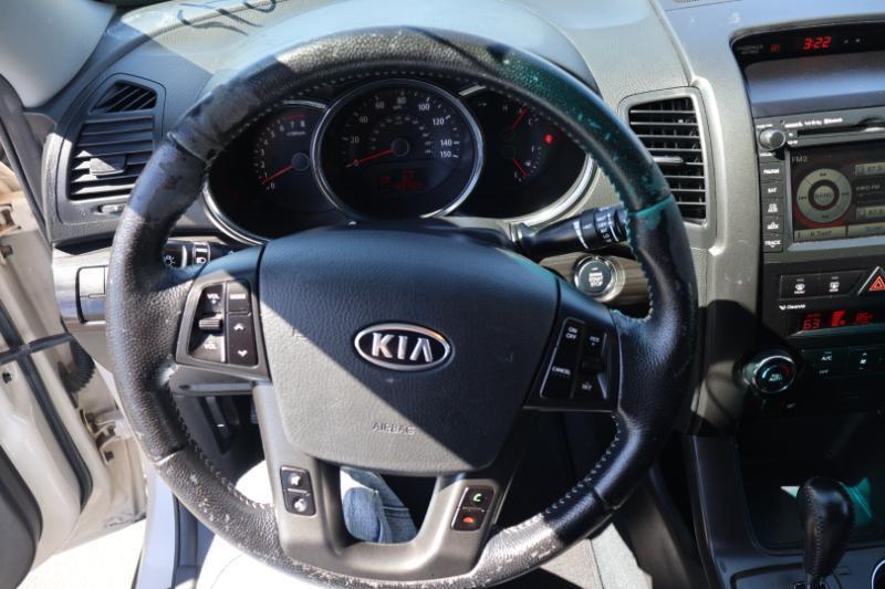 Kia Sorento EX V6 2WD 2011