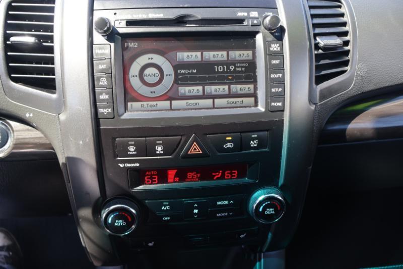 Kia Sorento EX V6 2WD 2011