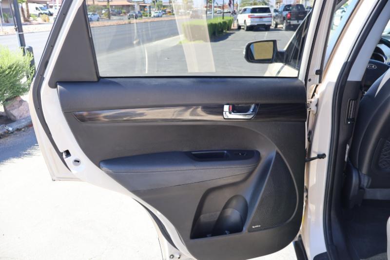 Kia Sorento EX V6 2WD 2011