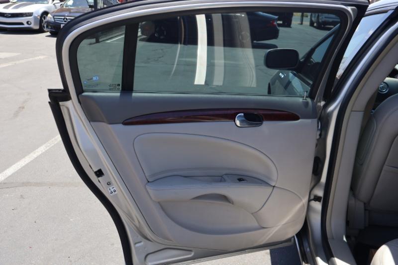 Buick Lucerne CXL V6 2006
