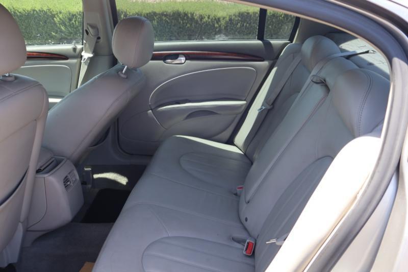 Buick Lucerne CXL V6 2006