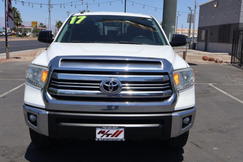 Toyota Tundra SR5 5.7L V8 Double Cab 4WD 2017