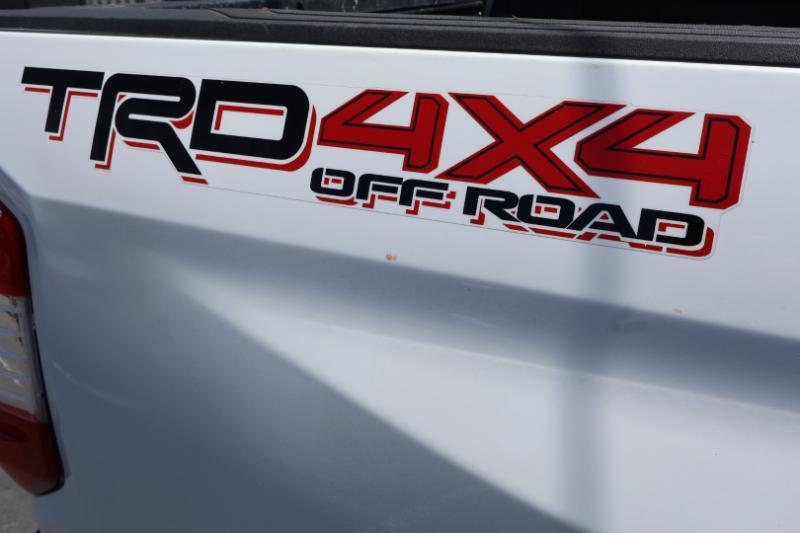 Toyota Tundra SR5 5.7L V8 Double Cab 4WD 2017