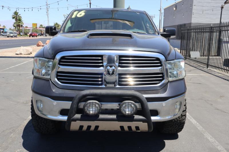 RAM 1500 SLT Crew Cab SWB 2WD 2016