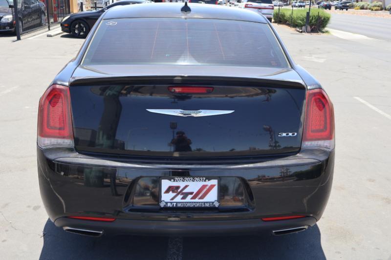 Chrysler 300 Touring 2019