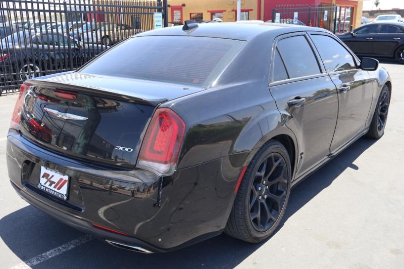 Chrysler 300 Touring 2019