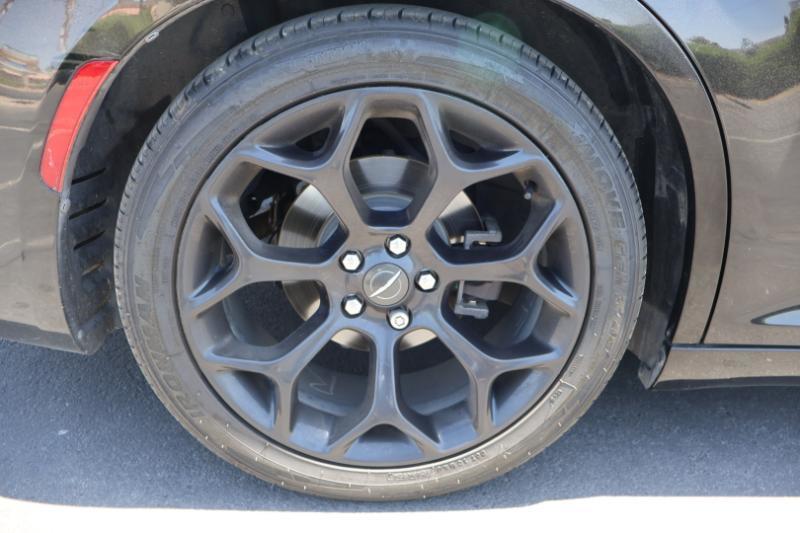 Chrysler 300 Touring 2019