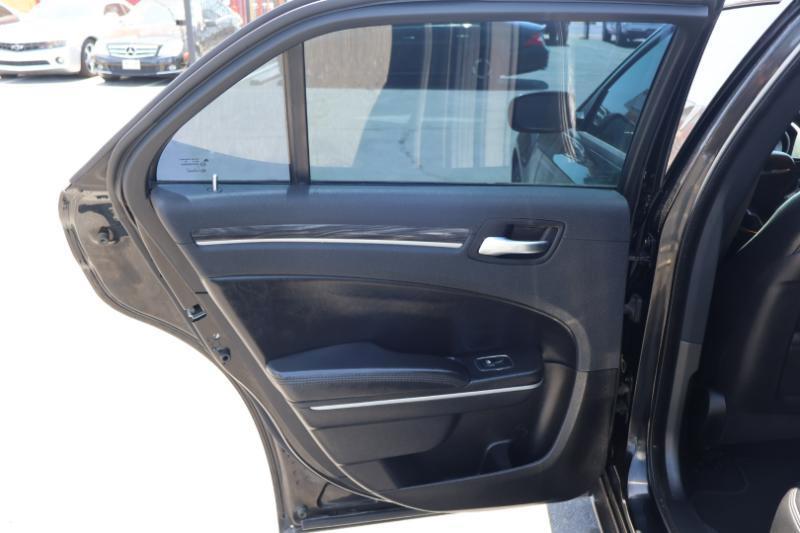 Chrysler 300 Touring 2019