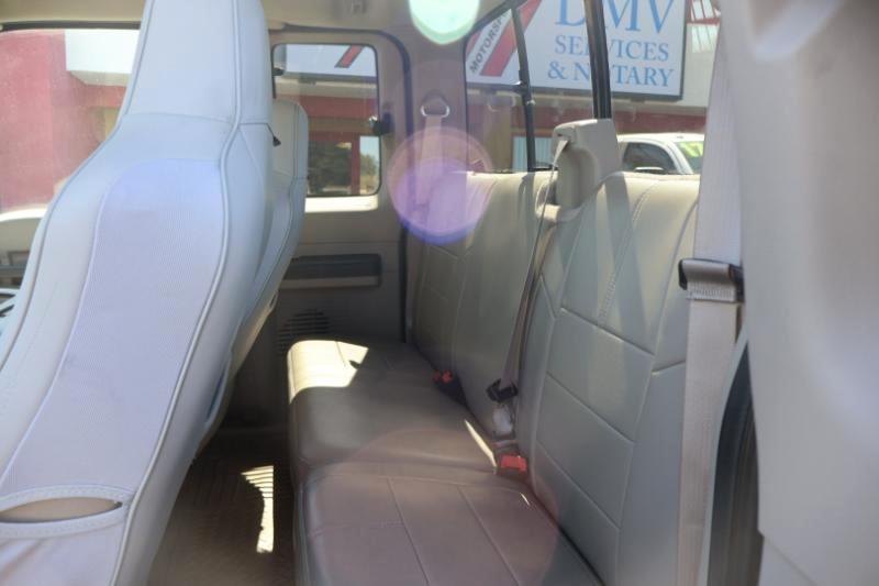 Ford F-250 SD XLT SuperCab Long Bed 2WD 2008