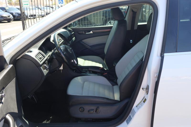 Volkswagen Passat SE PZEV 6A 2015