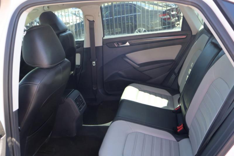 Volkswagen Passat SE PZEV 6A 2015