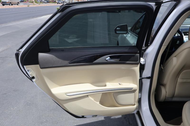 Lincoln MKZ FWD 2014