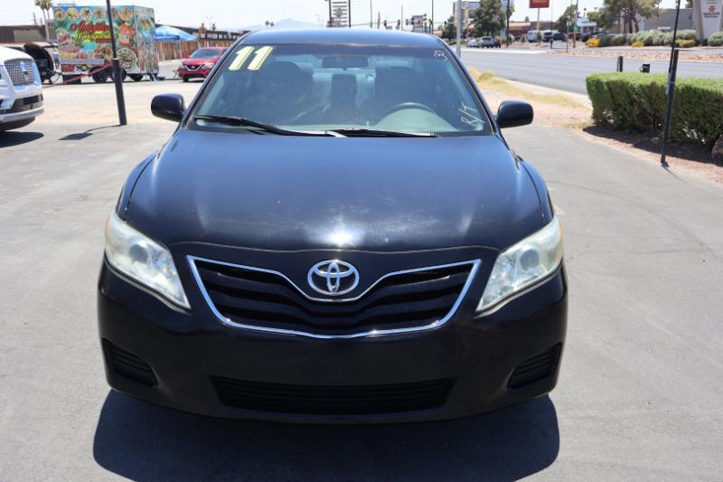 Toyota Camry Base 6-Spd AT 2011
