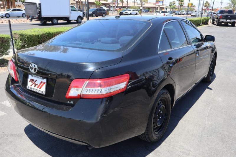 Toyota Camry Base 6-Spd AT 2011