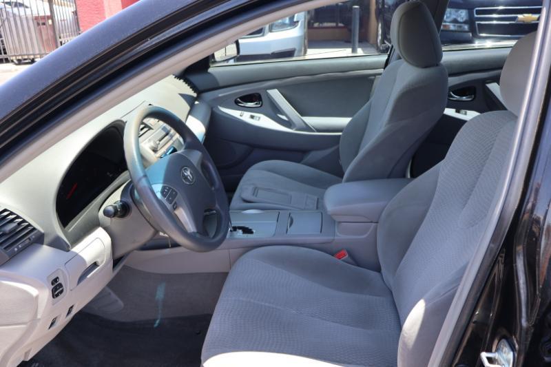 Toyota Camry Base 6-Spd AT 2011