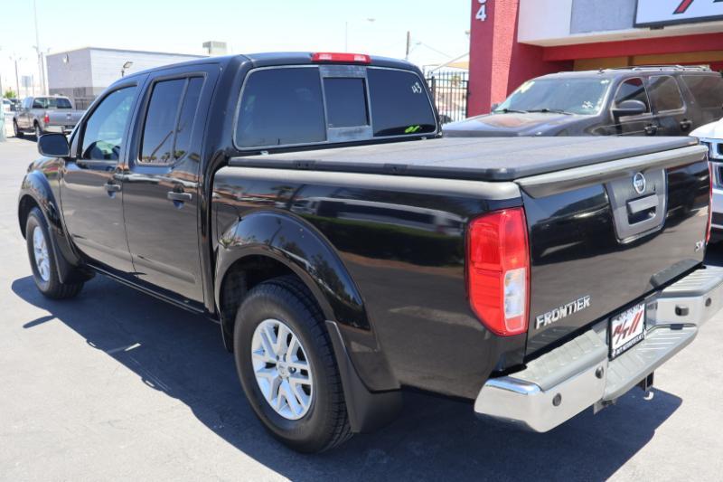 Nissan Frontier S Crew Cab 5AT 2WD 2017