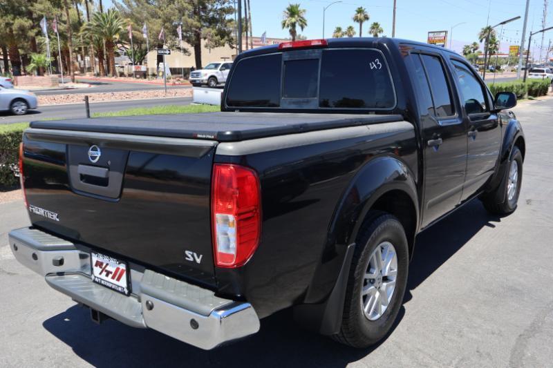 Nissan Frontier S Crew Cab 5AT 2WD 2017