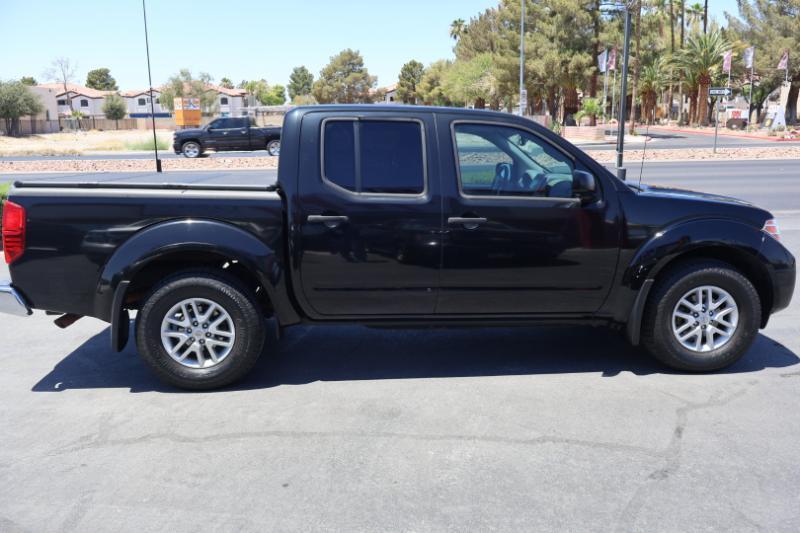 Nissan Frontier S Crew Cab 5AT 2WD 2017