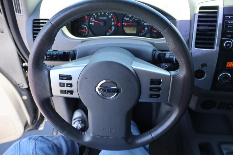 Nissan Frontier S Crew Cab 5AT 2WD 2017