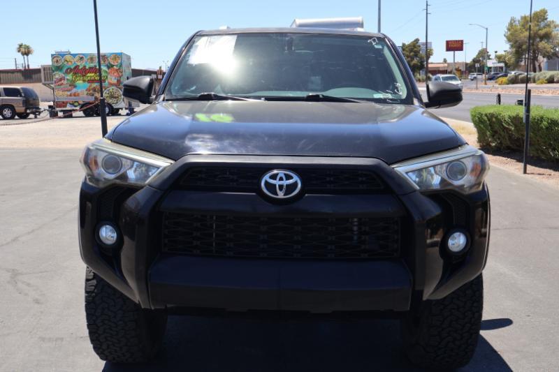 Toyota 4Runner SR5 4WD 2016