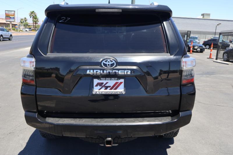 Toyota 4Runner SR5 4WD 2016