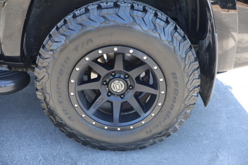 Toyota 4Runner SR5 4WD 2016