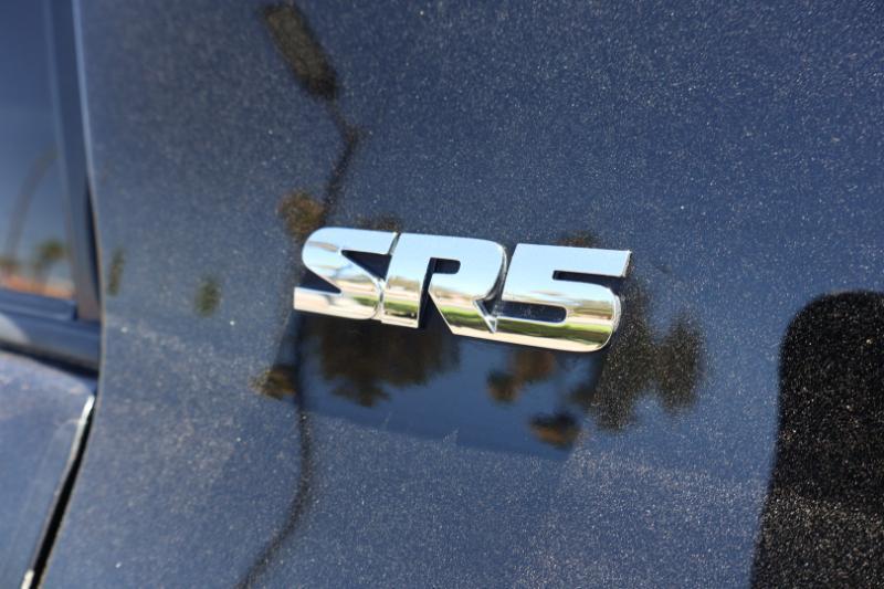 Toyota 4Runner SR5 4WD 2016