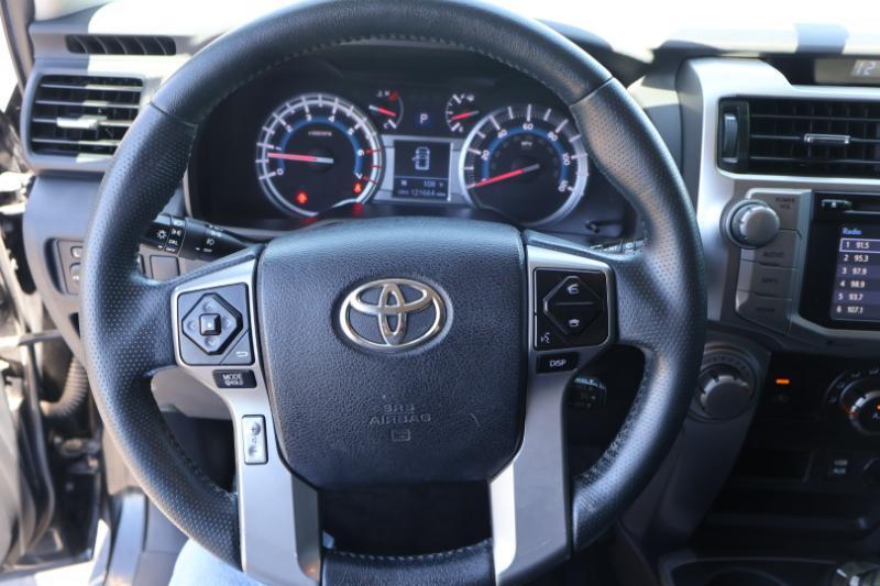 Toyota 4Runner SR5 4WD 2016