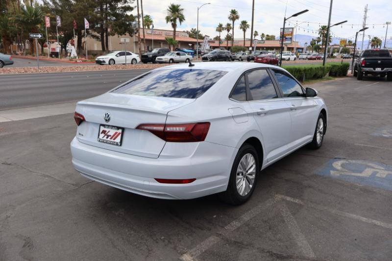 Volkswagen Jetta 1.4T S 6M 2019