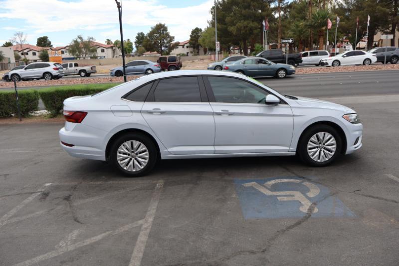 Volkswagen Jetta 1.4T S 6M 2019