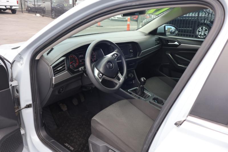 Volkswagen Jetta 1.4T S 6M 2019
