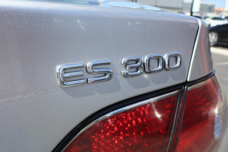 Lexus ES 300 Sedan 2003
