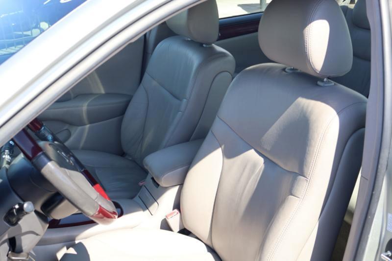 Lexus ES 300 Sedan 2003