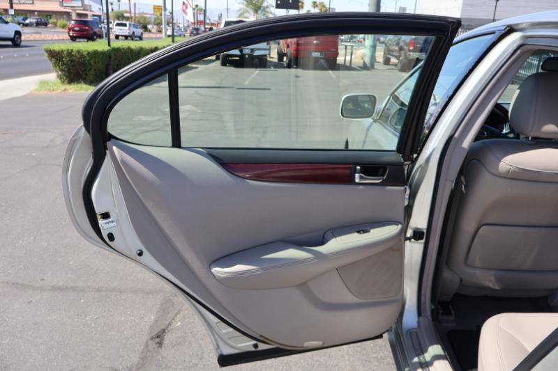 Lexus ES 300 Sedan 2003