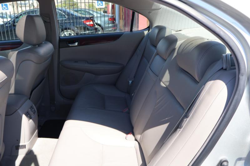 Lexus ES 300 Sedan 2003