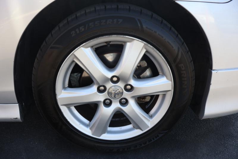 Toyota Camry XLE 5-Spd AT 2009